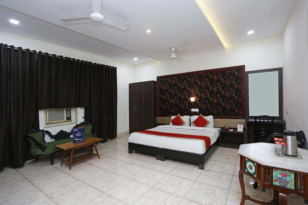 Oyo 7880 Hotel Navrang Кота Экстерьер фото